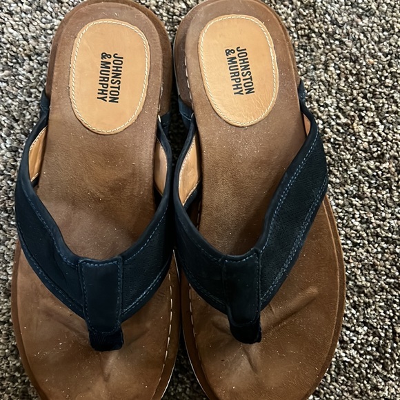 Johnston & Murphy flip flops - Picture 3 of 4